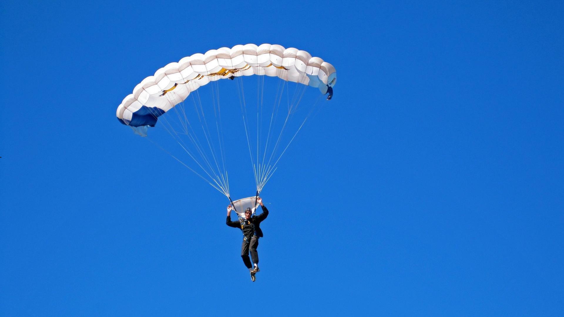 世锦赛巅峰对决，新星闪耀，传奇续写