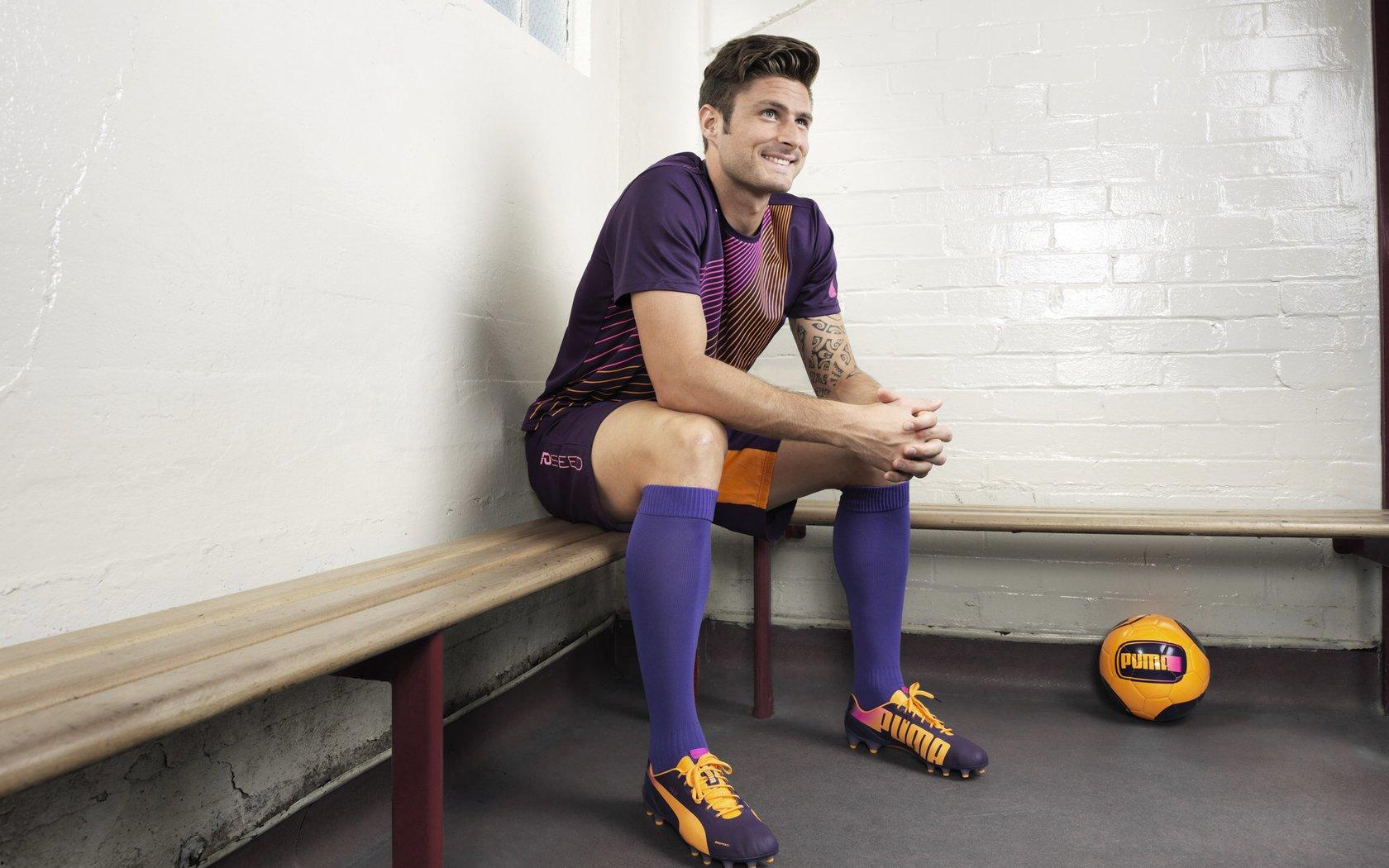 雪橇世界杯激战正酣,德国名将刷新赛道纪录,中国队表现亮眼