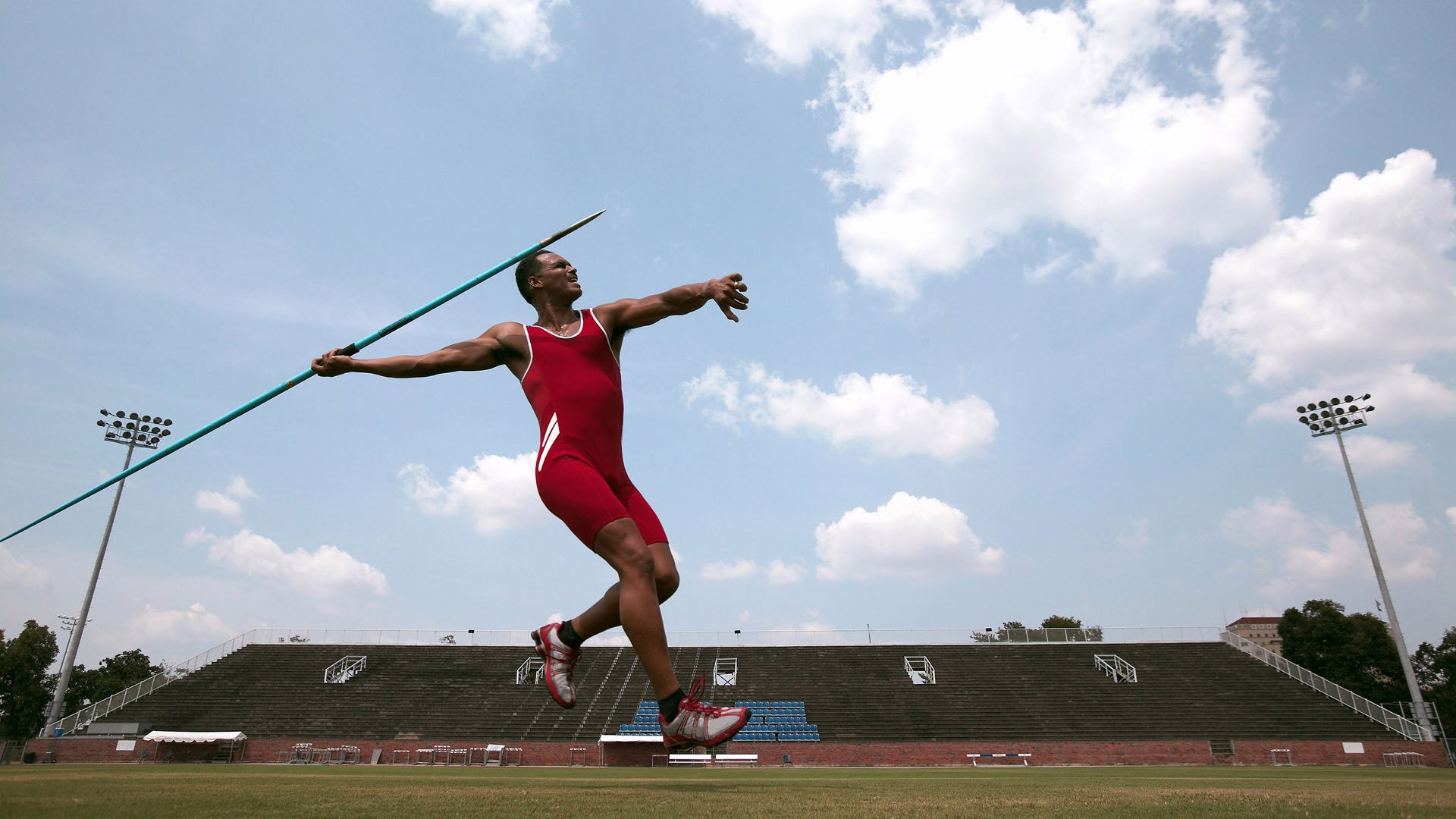 全明星赛星光熠熠 东西部对决引爆篮球盛宴